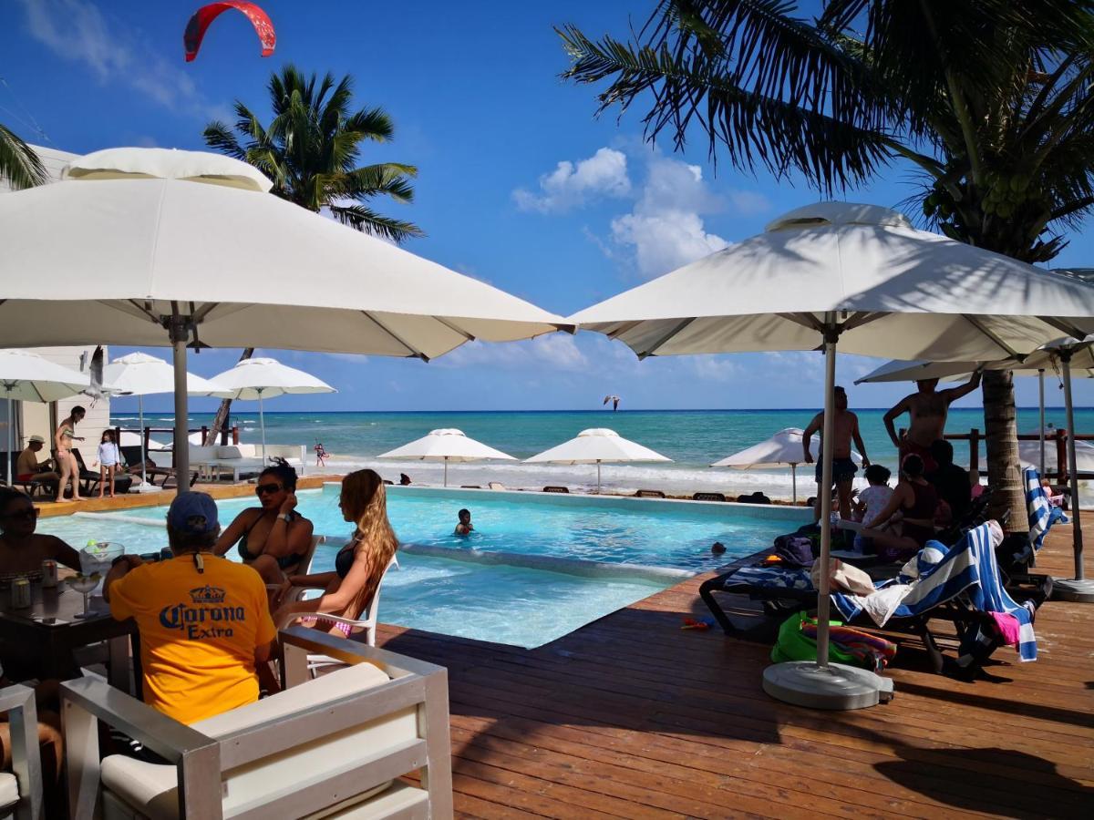 Beachside Corasol El Amanecer De Frida Para 2 Personas Playa del Carmen Kültér fotó